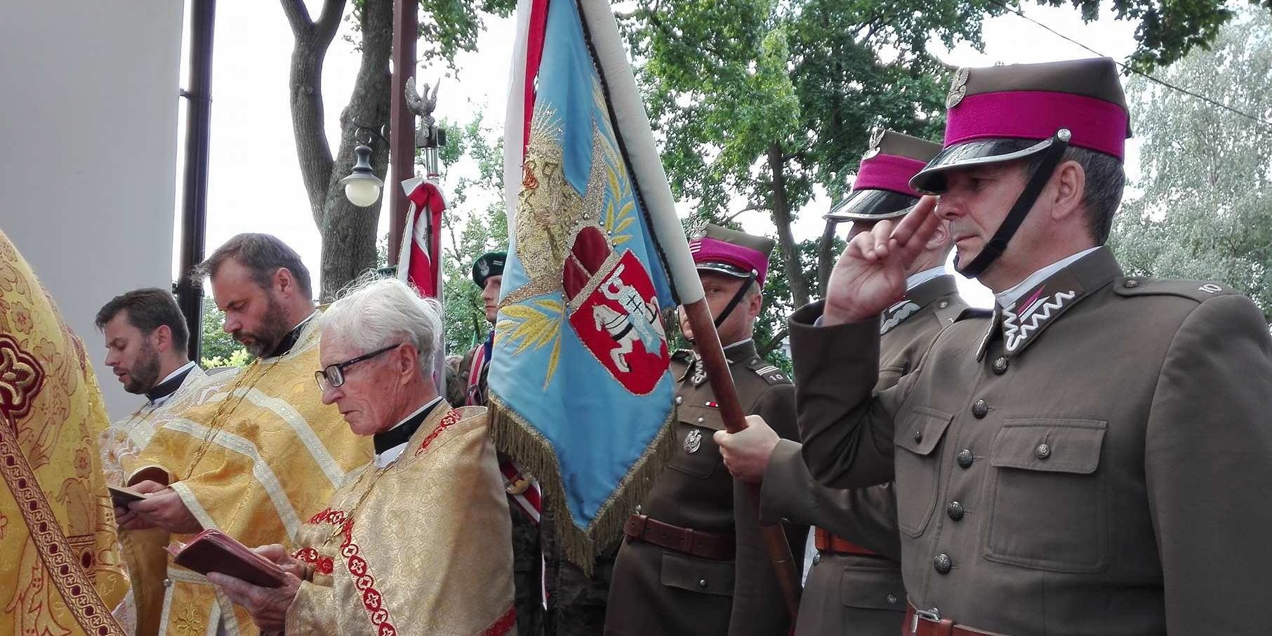 19897536_1246074472168458_717045493_o