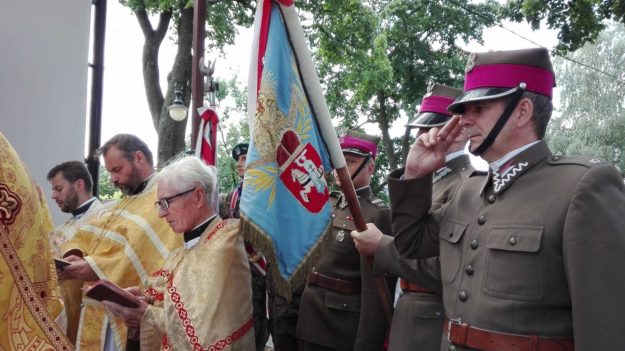 19897536_1246074472168458_717045493_o