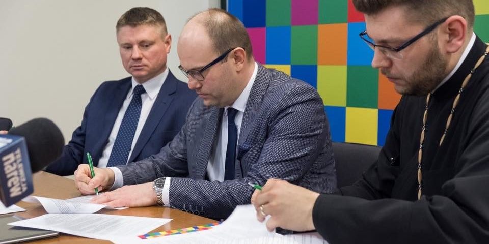 54436737_2117123055031596_1838367644751757312_n