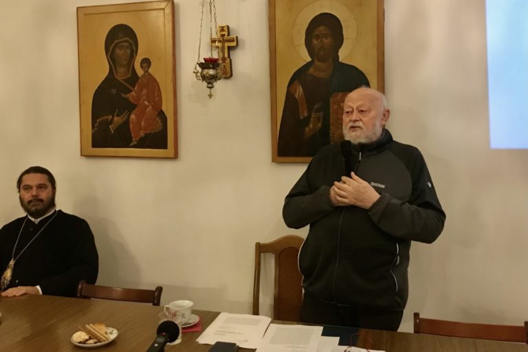 prof Aleksander Naumow