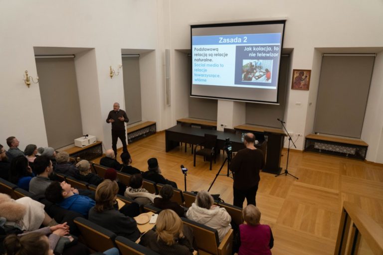 prof Mariusz Jędrzejko